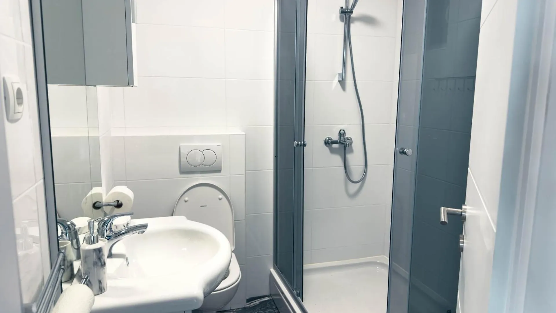 Private House 3 Bed, 3 Bath In Luka Dugi Otok Villa